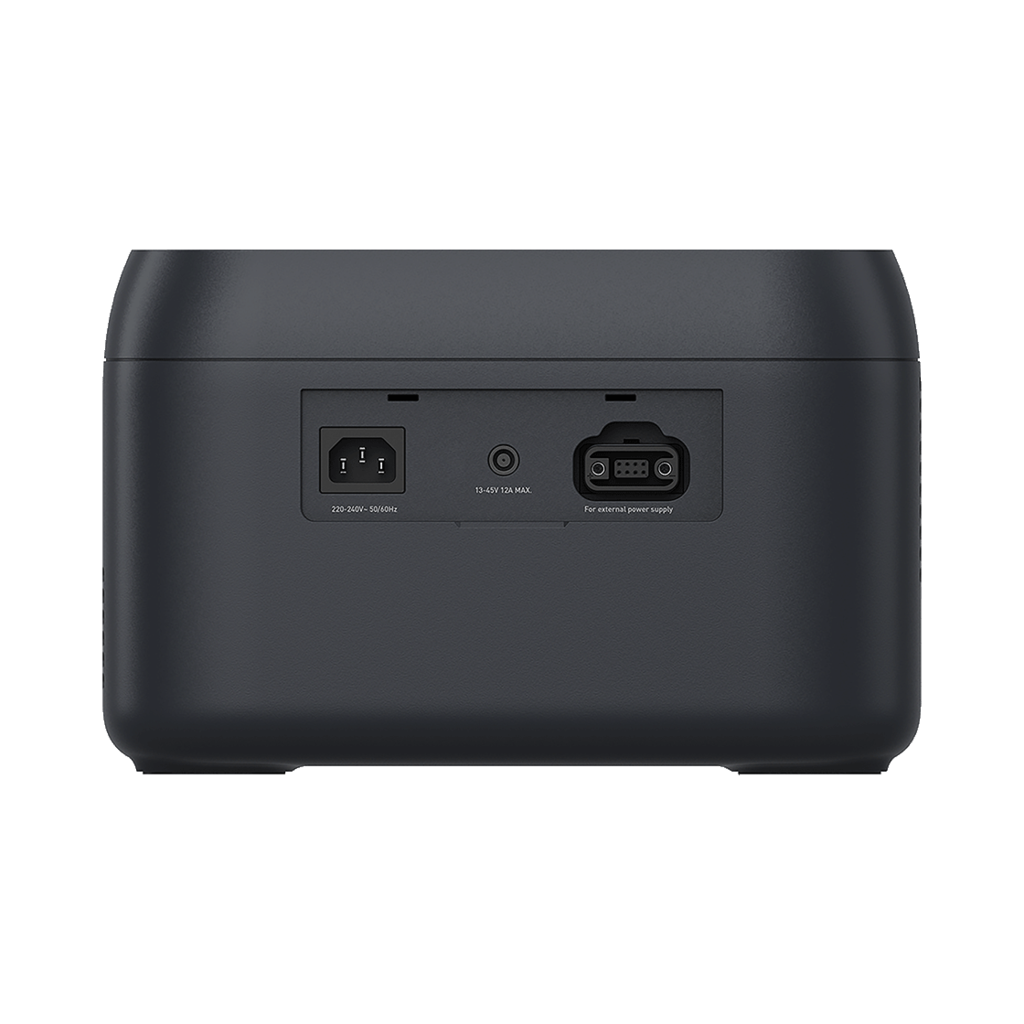 Mestic Power Station Rückseite mit Ladeanschlüssen AC Eingang, Solaranschluss und Erweiterungsport